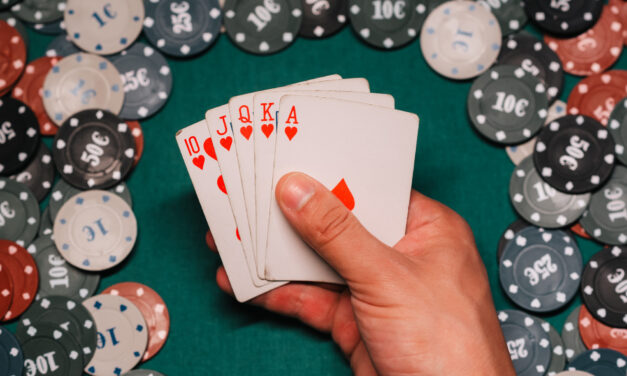 Poker Hands Cheat Sheet: Rankings, Examples and Quick Reference